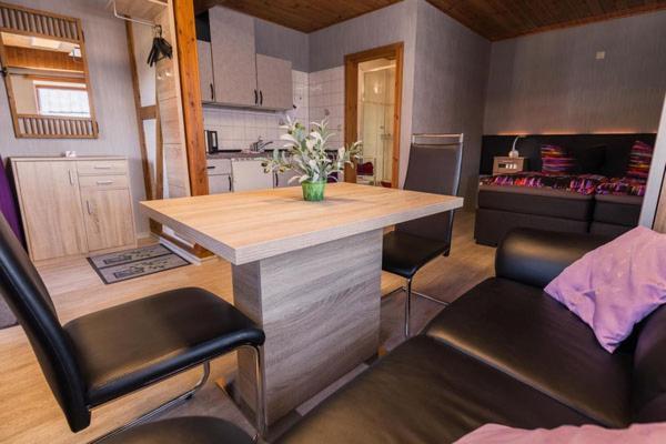 אוארשטאדט Apartments "Vier Napoleonslinden" מראה חיצוני תמונה
