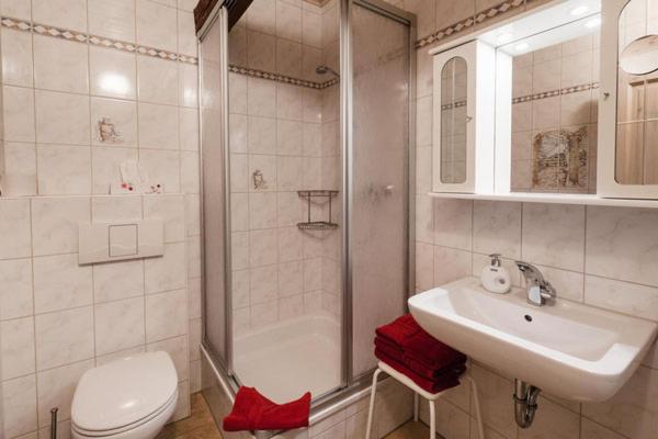 אוארשטאדט Apartments "Vier Napoleonslinden" מראה חיצוני תמונה
